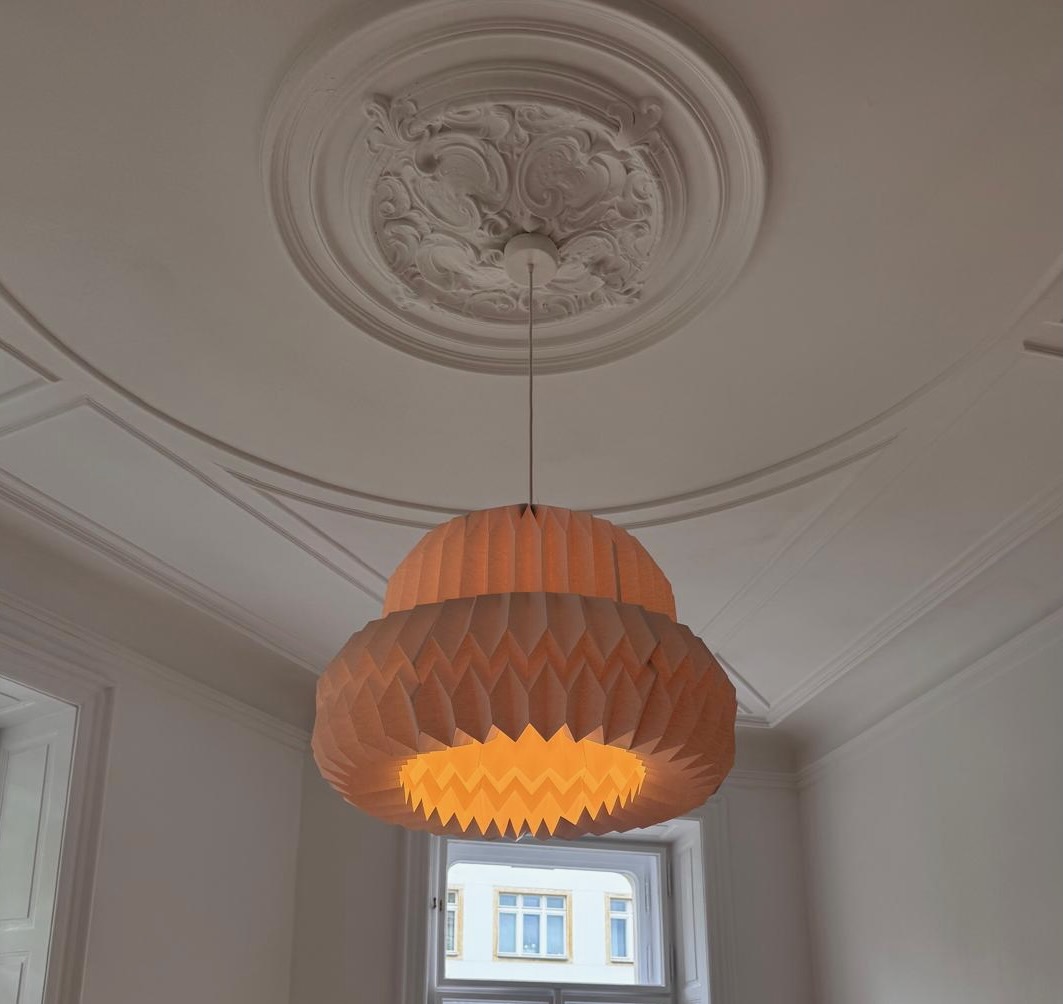 Massive pendant_lit